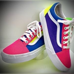 VANS - Old Skool Neon Color Block - W7.5 NEW!